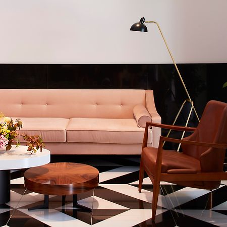 ליסבון The Lumiares Hotel & Spa - Small Luxury Hotels Of The World מראה חיצוני תמונה The lobby of the hotel