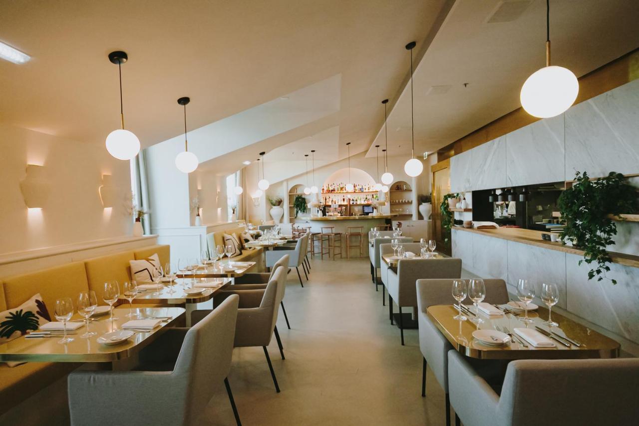 ליסבון The Lumiares Hotel & Spa - Small Luxury Hotels Of The World מראה חיצוני תמונה Interior of the restaurant