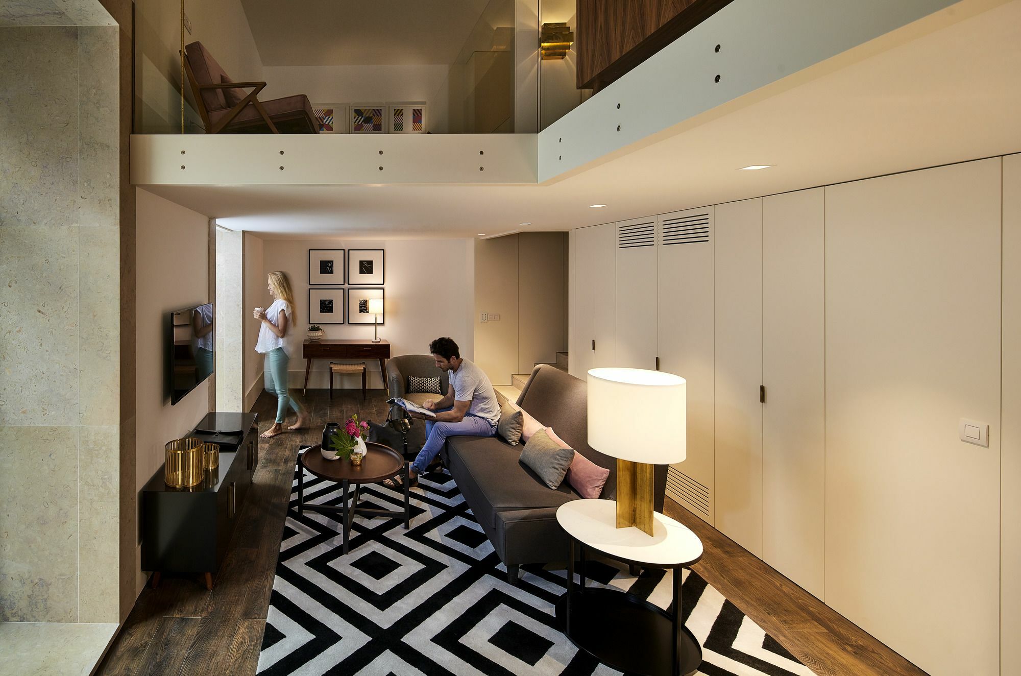 ליסבון The Lumiares Hotel & Spa - Small Luxury Hotels Of The World מראה חיצוני תמונה The living room of a duplex apartment