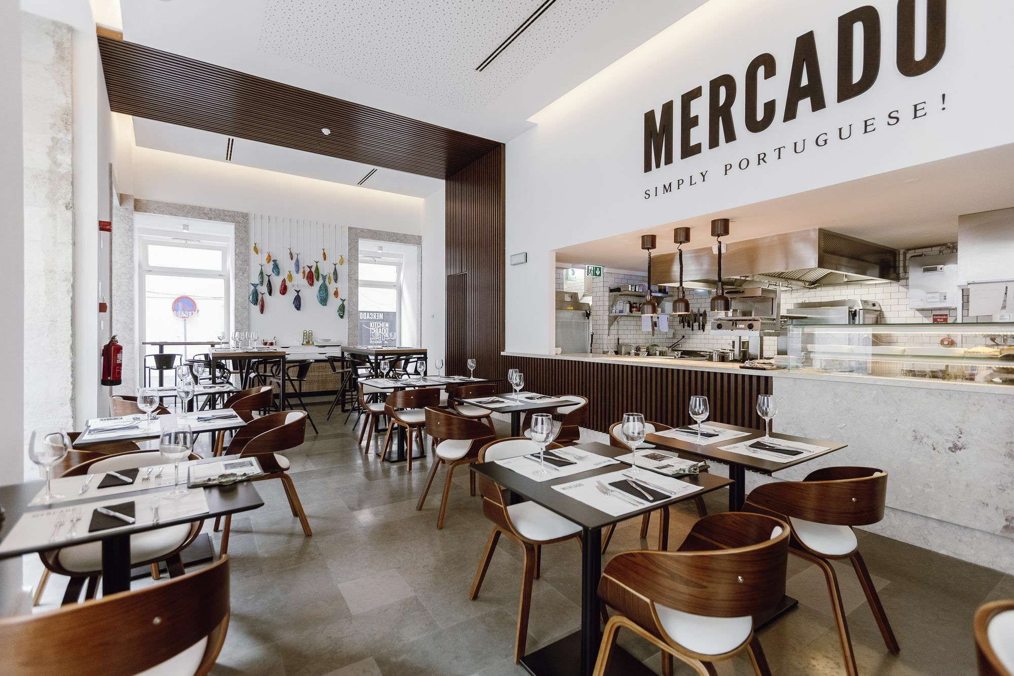 ליסבון The Lumiares Hotel & Spa - Small Luxury Hotels Of The World מראה חיצוני תמונה Mercado Lisboa